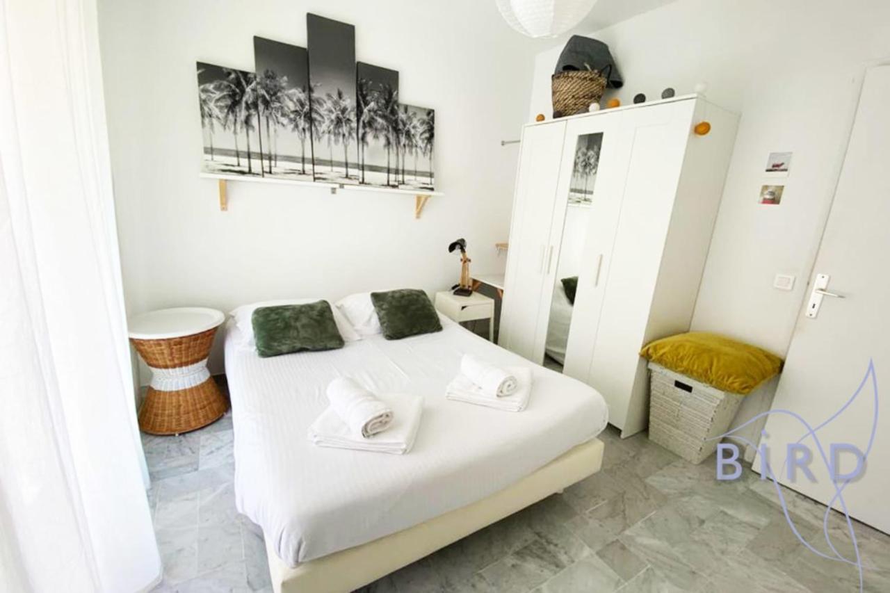 Bright Flat Near To The Beach & Harbor 생로랑뒤바르 외부 사진